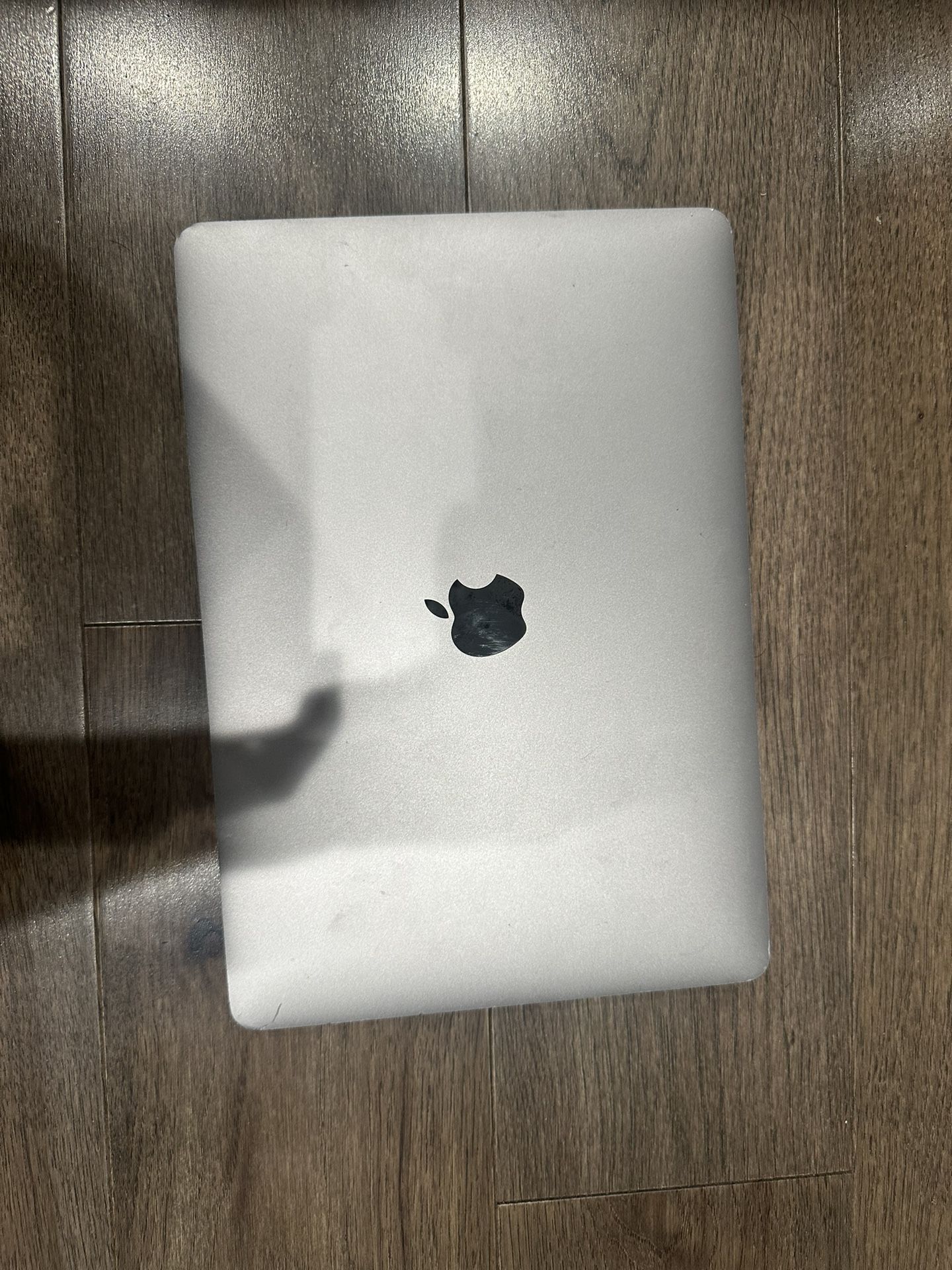 MacBook Pro 13” Touch Bar - A1706