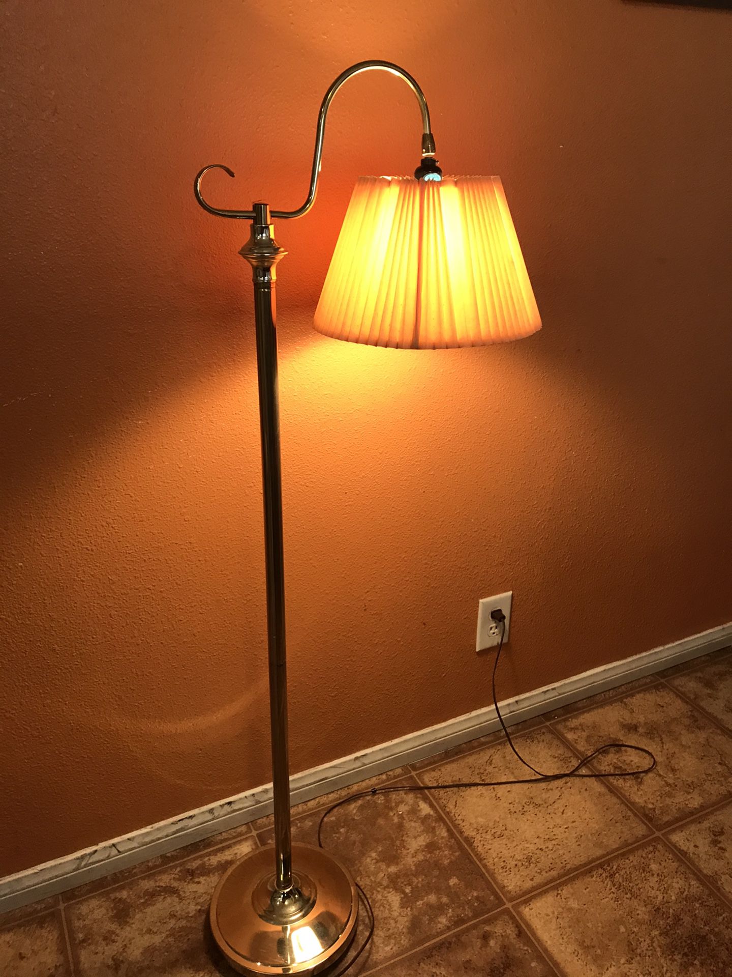 Floor lamp 50 inches