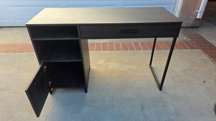 Computer Desk