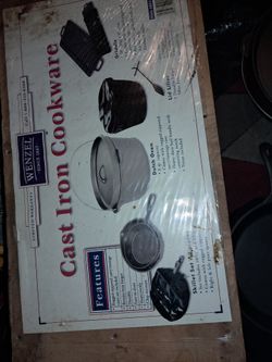 Cast iron cookware