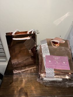 Set of 20 small Rose Gold bags (Queen Creek)