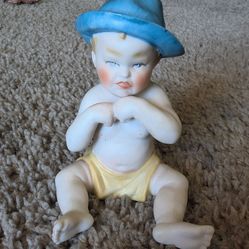 Vintage Ardalt 6258 Japan 4-1/4" Tall Bisque Piano Baby Unique  Figurine