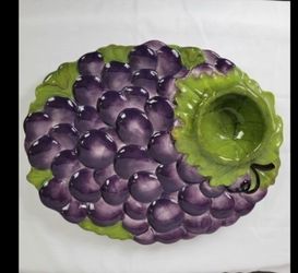 Sonoma Villa Grape Serving Plate