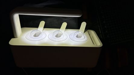 Click And Grow Smart Garden 3