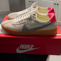Nike React Size 10