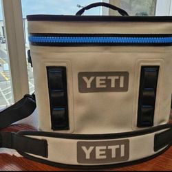 Yeti Hopper Flip 12 Soft Cooler Bag Fog Gray/ Tahoe Blue
