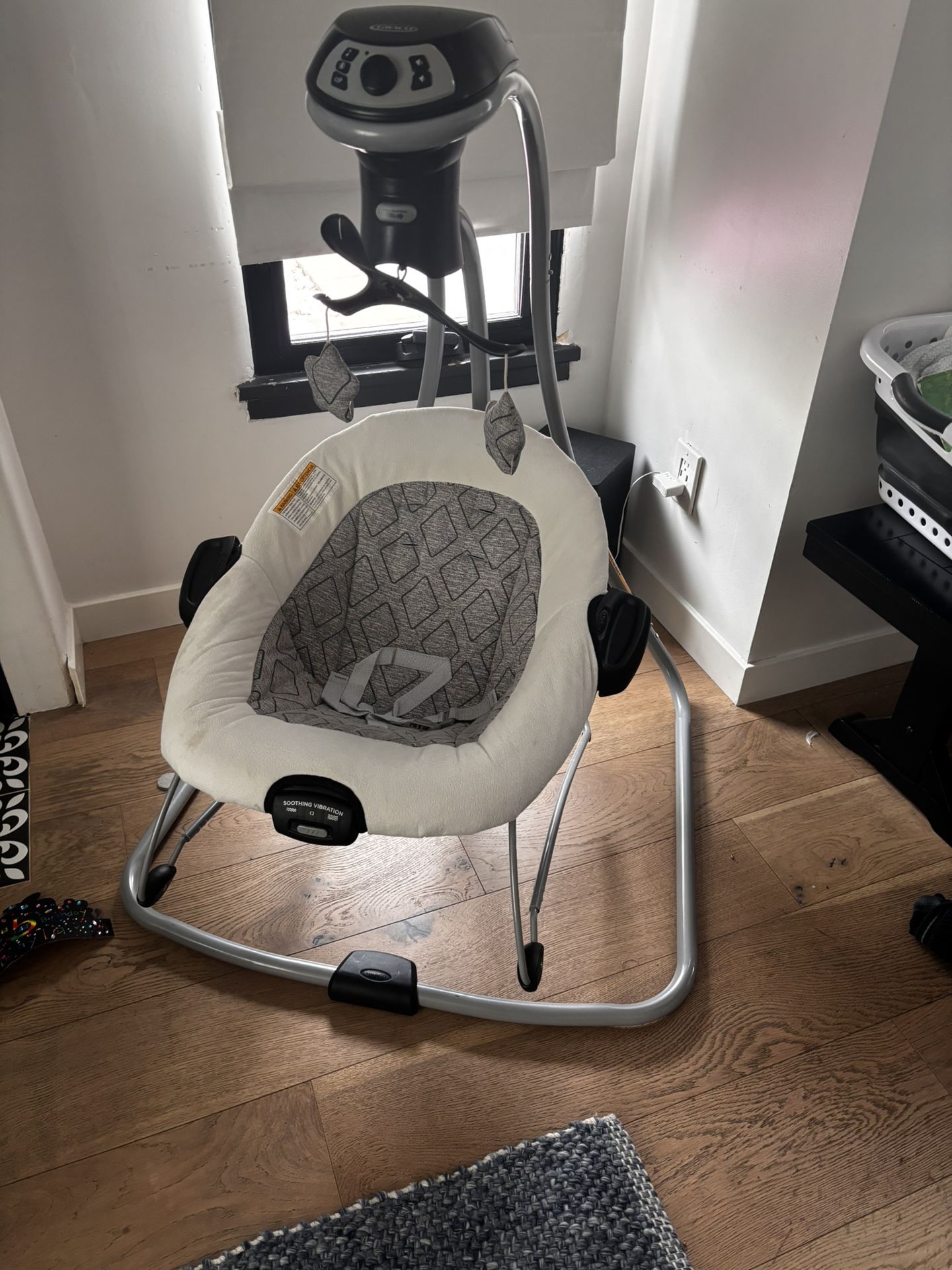 Graco 2-1 Bouncer Swing