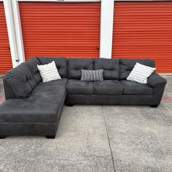 *FREE DELIVERY* Gray L Shaped Sectional Sofa