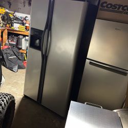 Perfectly Working Fridge And Freezer