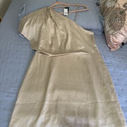 Banana Republic One Showlder Satin Dress Size 14, runs small like a size Large, New Whit Tags