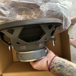  Power  Bass Dual 4ohm Speakers 12inch 300 Rms
