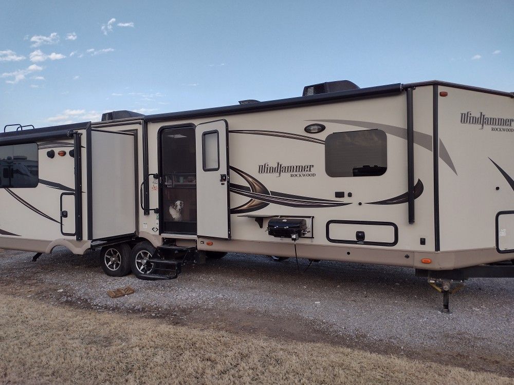 2016 Rockwall Windjammer 3029W