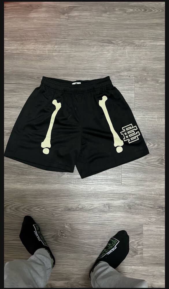 EE Shorts
