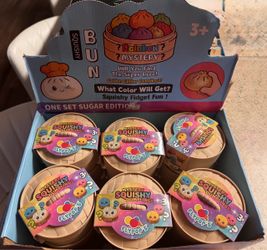12 Flypop's Mystery Squishy Dumplings