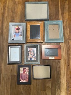 Set of 9 picture frames