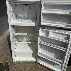 Refrigerator (works Well)
