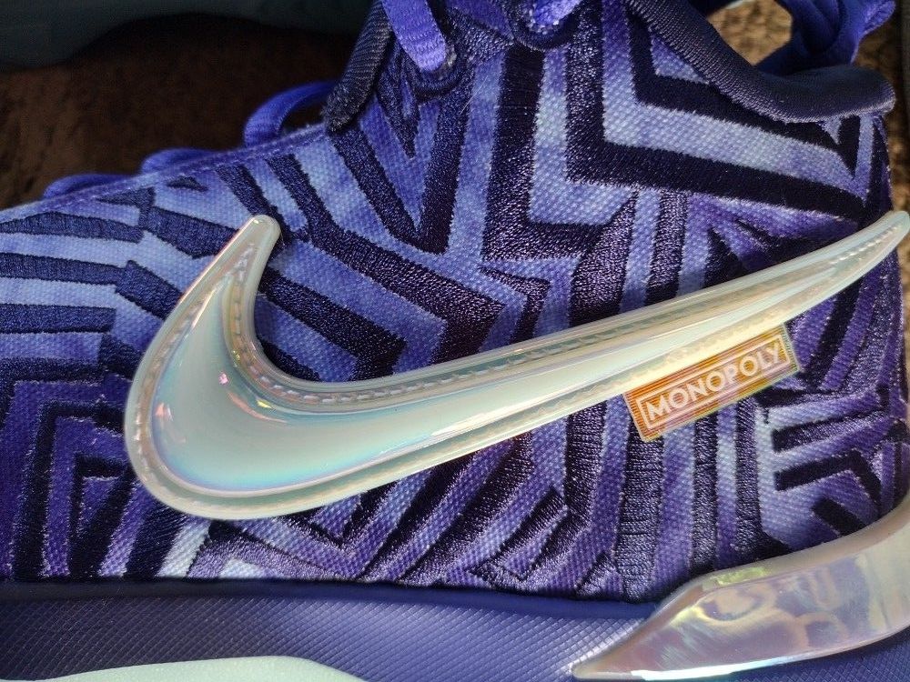 NIKE SIZE 9.5 Monopoly Lebron NXXT $90