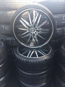 Crysler wheels 22’’