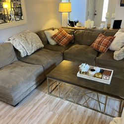 Costco Thomasville 5 peice Modular adjustable sofa + 2 ottoman’s 