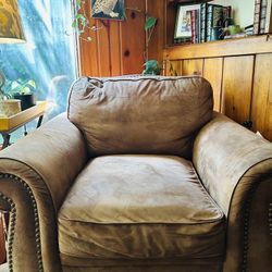 Sofa & Loveseat