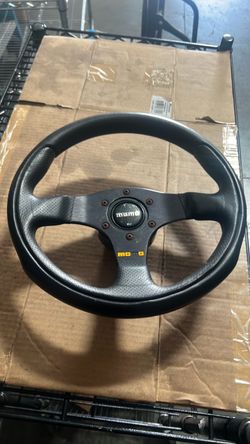 Universal Momo steering wheel