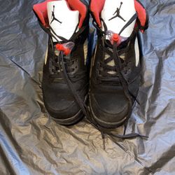 U.A . Supreme Limited Edition Jordan 5s ..Size 10 Men 
