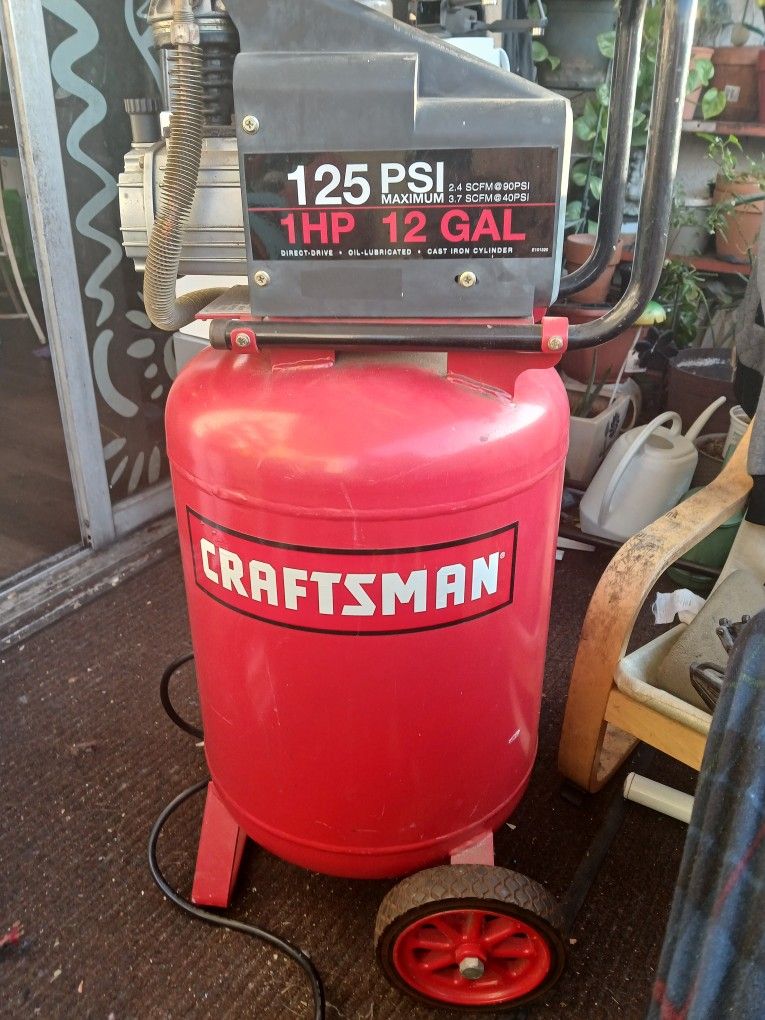 Craftman Air Compressor With Hose