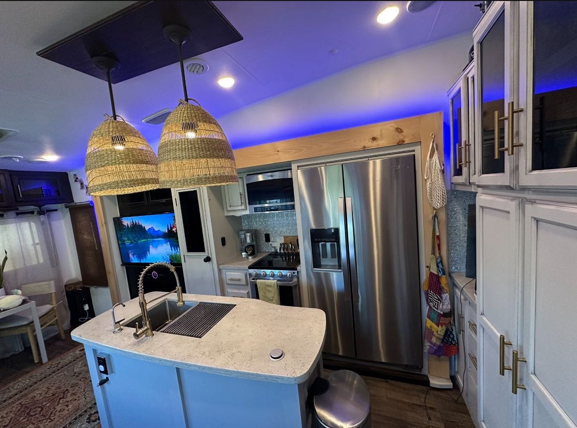 Renovated 2021 Jayco Eagle Series 355MBQS