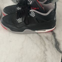 Jordan 4s
