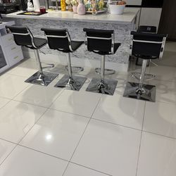 Bar - kitchen Stools set