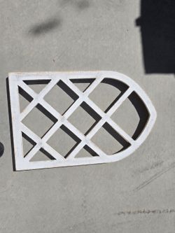 White Wood Lattice Cutout Wall Decor
