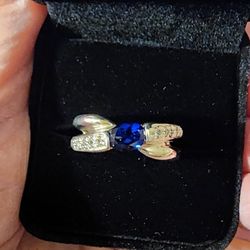 Beautiful Sterling Silver 925 Ring With Incredible Blue Sapphire