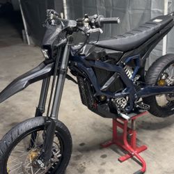 2024 Surron Ultra Bee