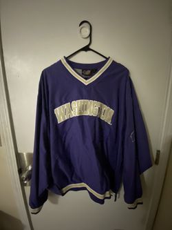 UW SWEATER