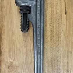 Ridgid 818 Aluminum 18 Inch Straight Pipe Wrench, Plumbing Wrench - 31100