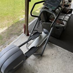 Elliptical Precor EFX 5.17i