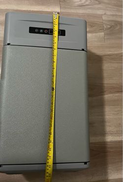 Portable 12volt car/home refrigerator and freezer