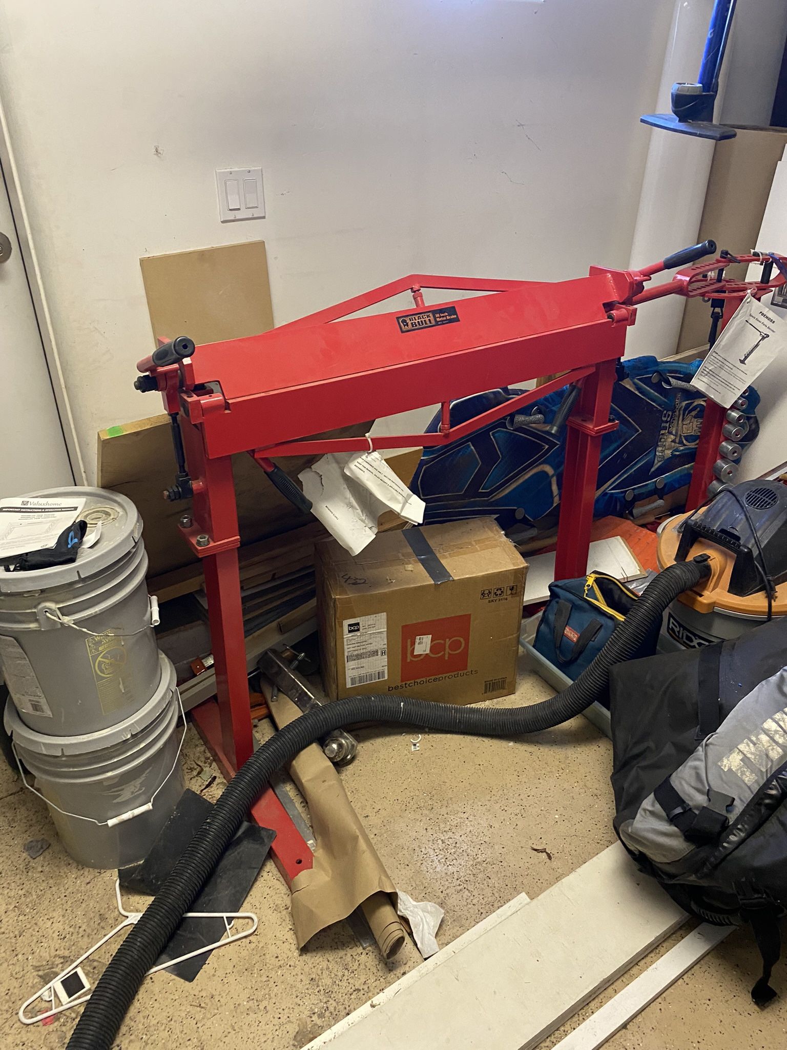 Black Bull 36 inch Metal Brake With Stand for Sale in Scottsdale, AZ