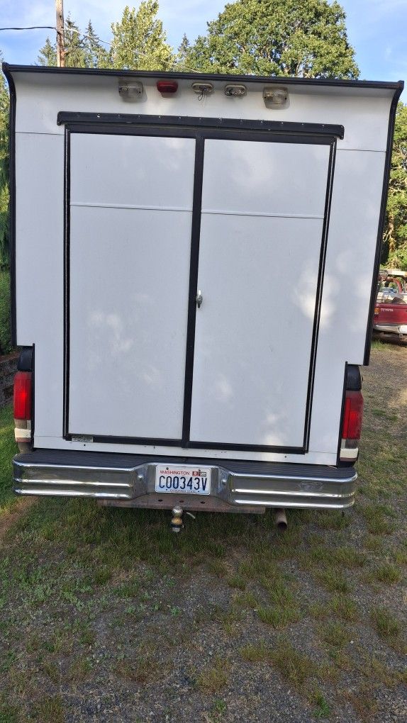 Camper