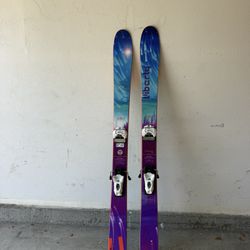 ‘22 Liberty Genesis 96 158cm woman’s skis with bindings