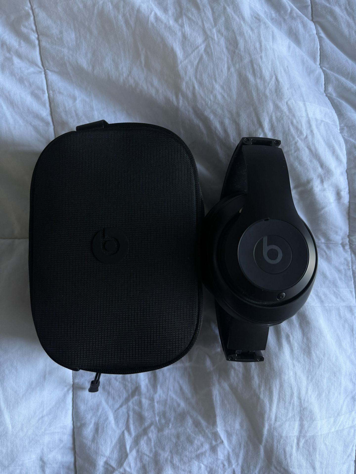 Beats Studio Pro