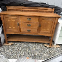 Sideboard With 3 Drawers And 2 Doors