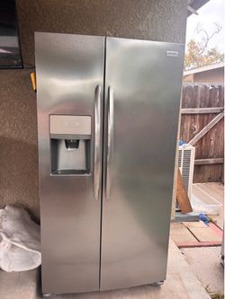 Frigidaire Gallery refrigerator