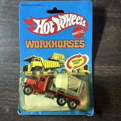 Vintage 1983 Hot Wheels Workhorses 1169 Peterbilt Cement Mixer New