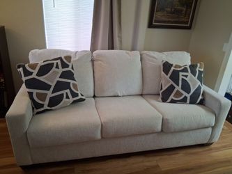 Hide a bed couch. Excellent condition.