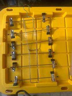Metal Clip Hangers with Adjustable Clips
