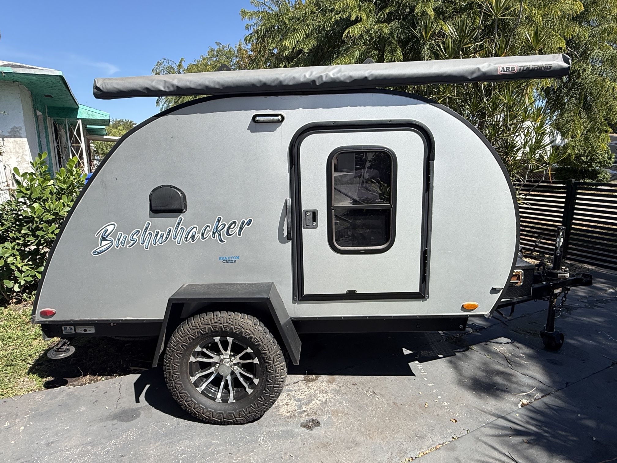 2019 Bushwhacker 10HD