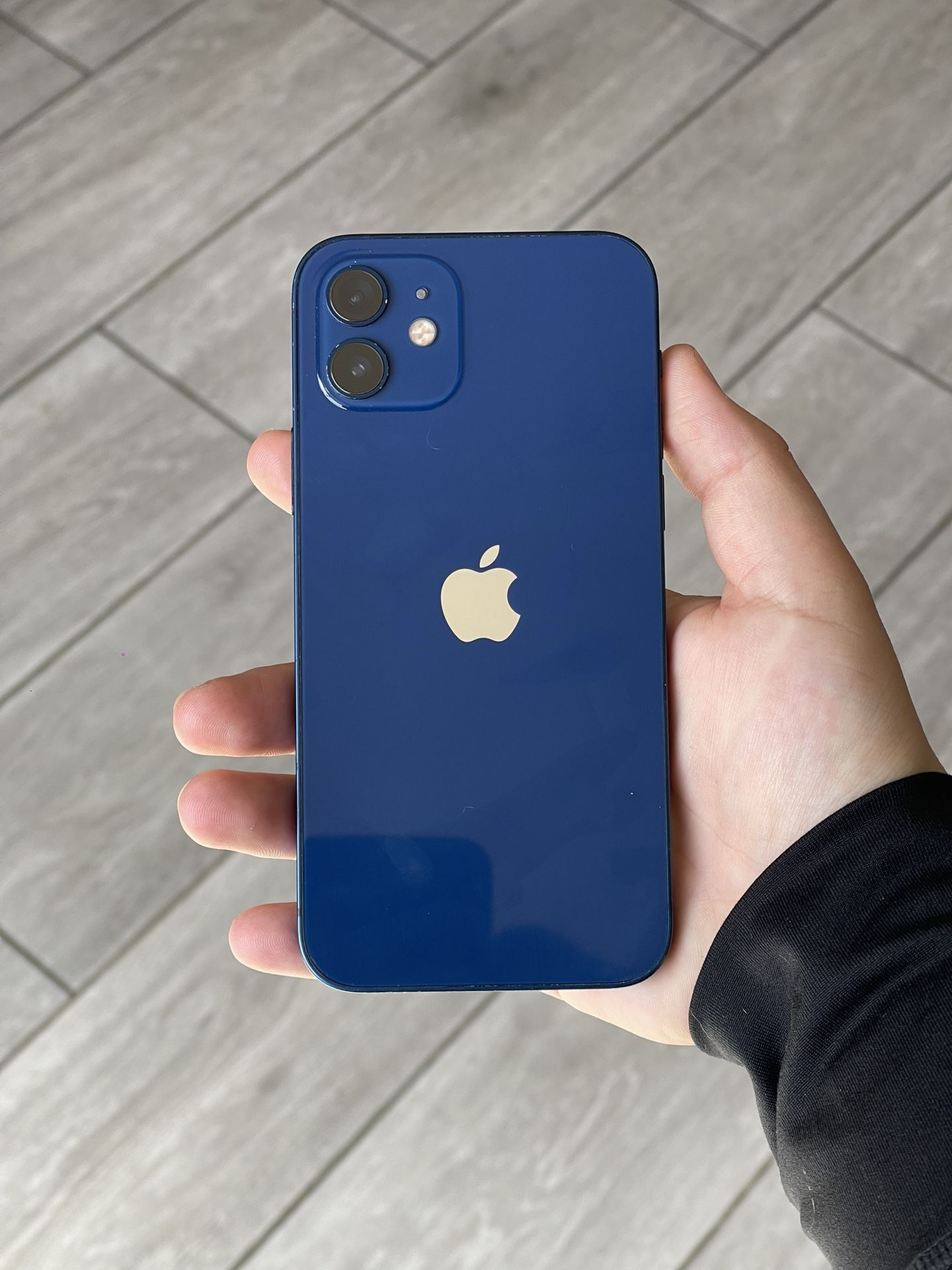 iPhone 12 Unlocked 