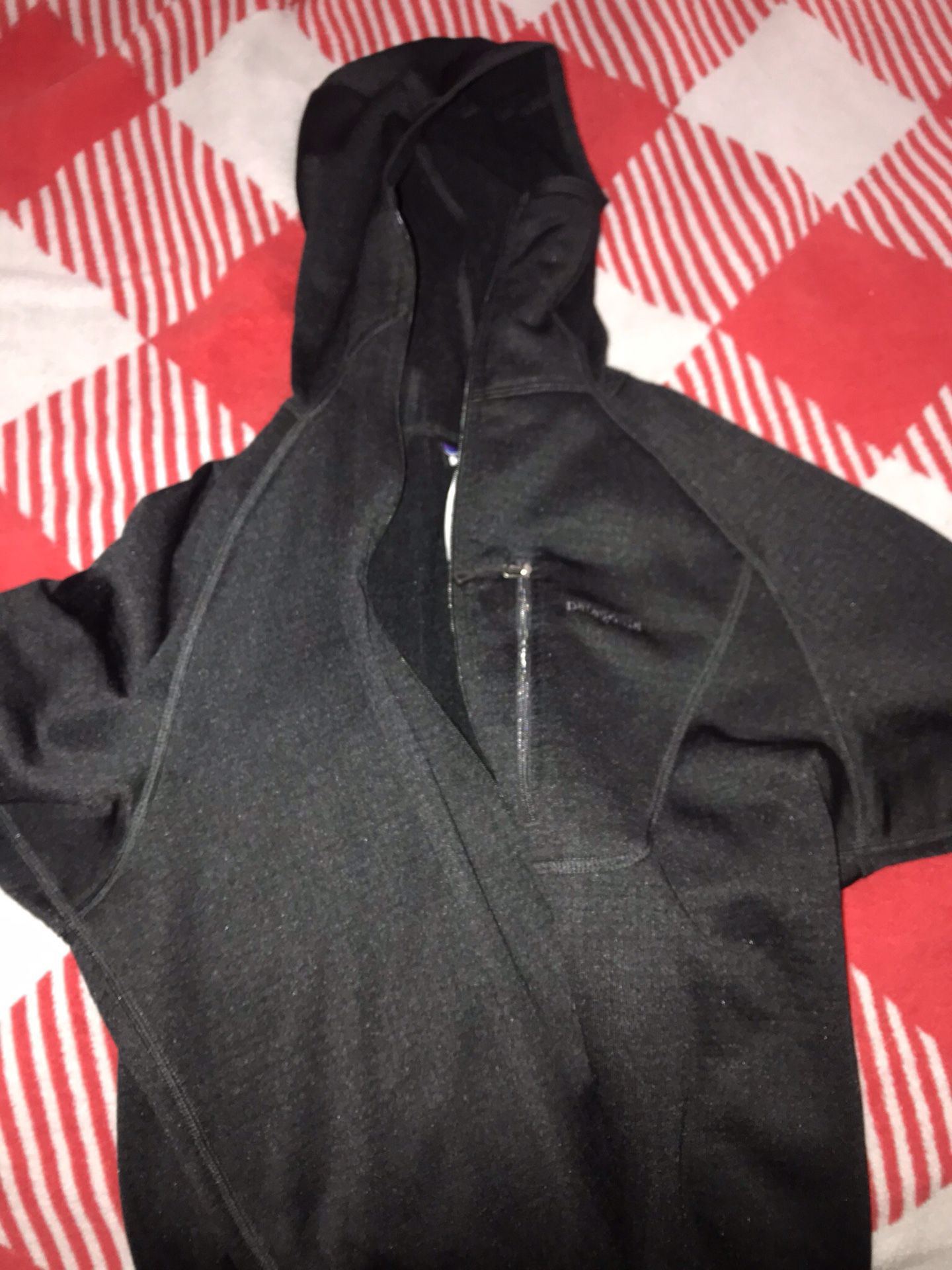 patagonia black hoodie
