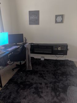 Large Gray Computer/Gaming Desk